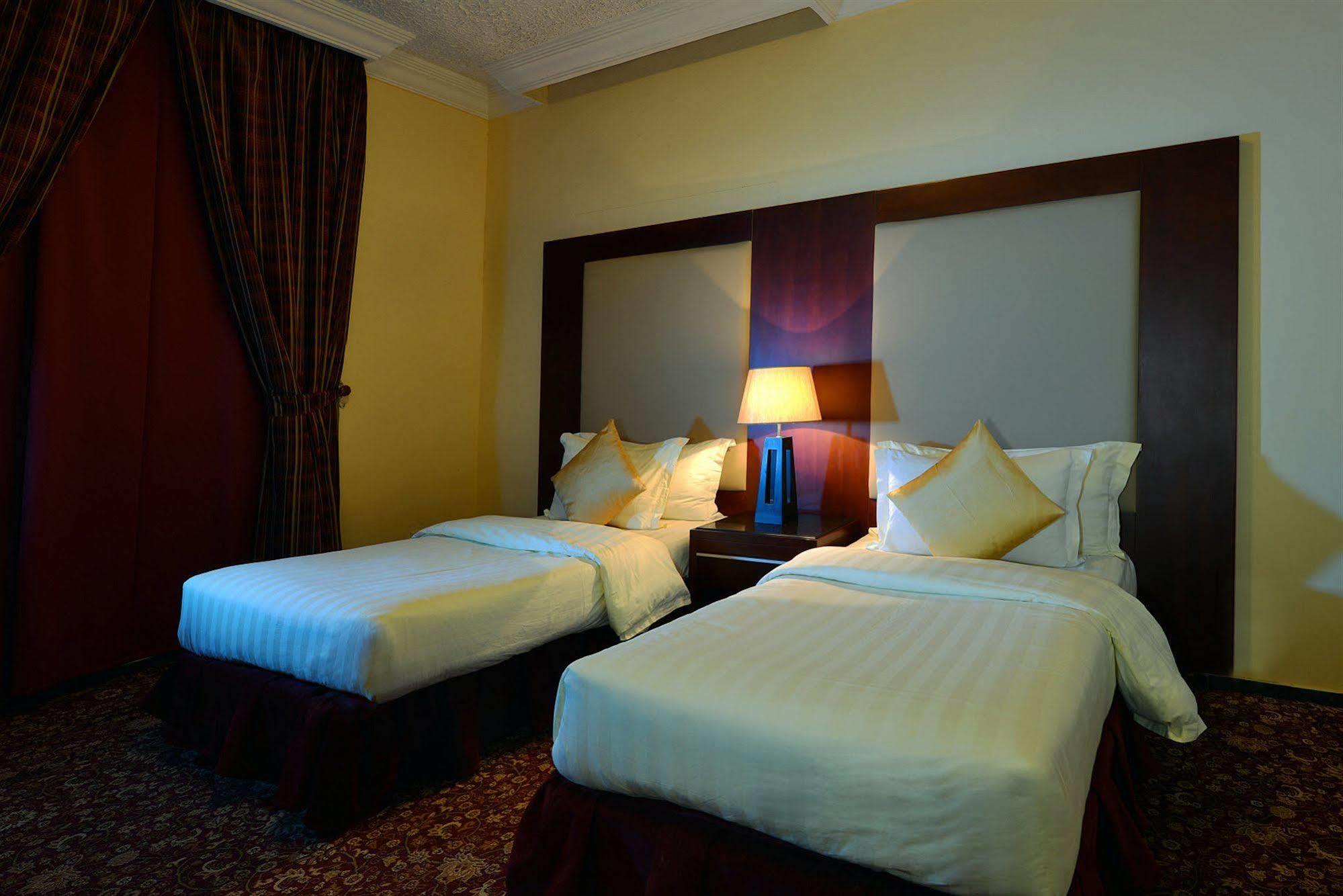 Boudl Palestine Aparthotel Jeddah Ngoại thất bức ảnh