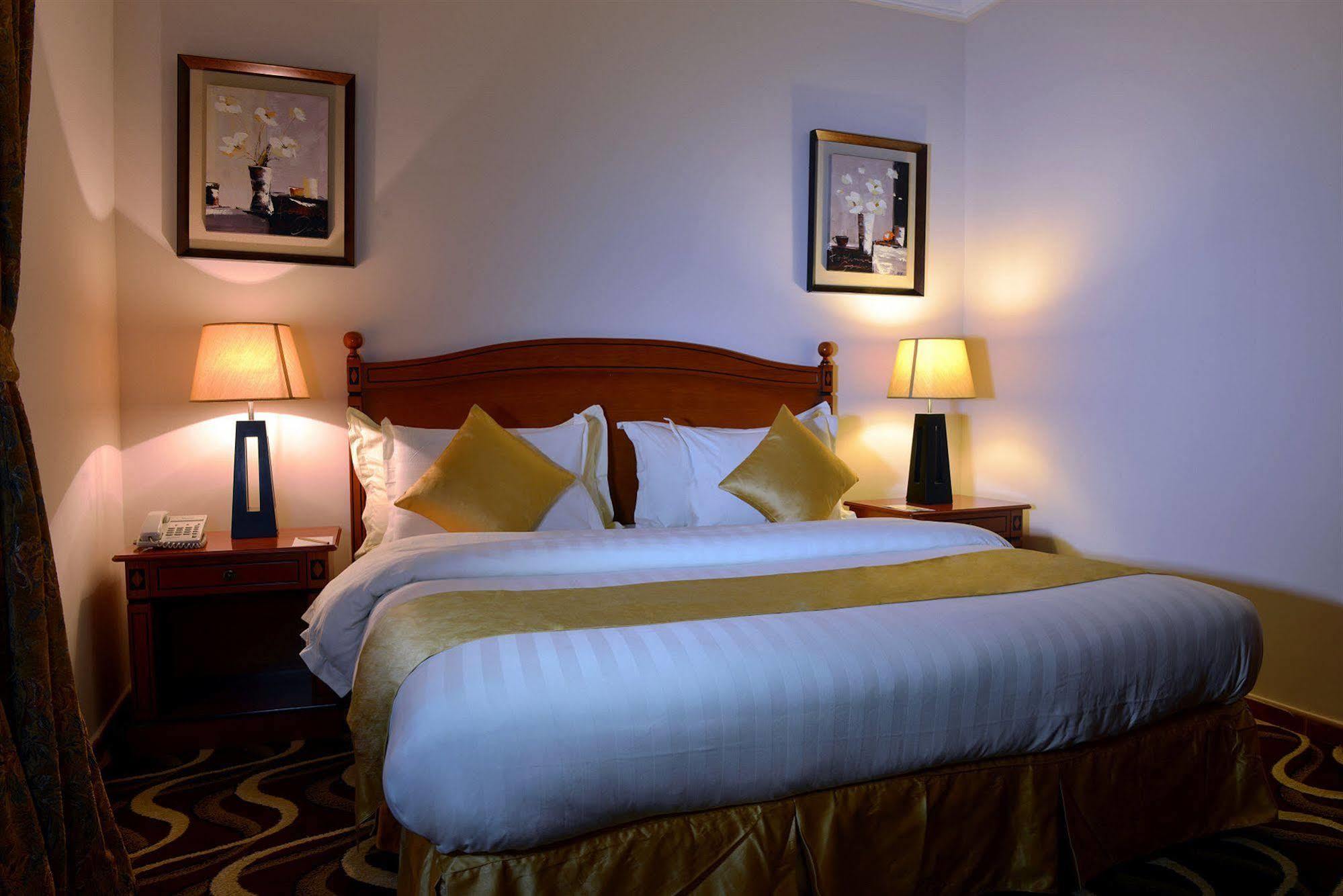 Boudl Palestine Aparthotel Jeddah Ngoại thất bức ảnh